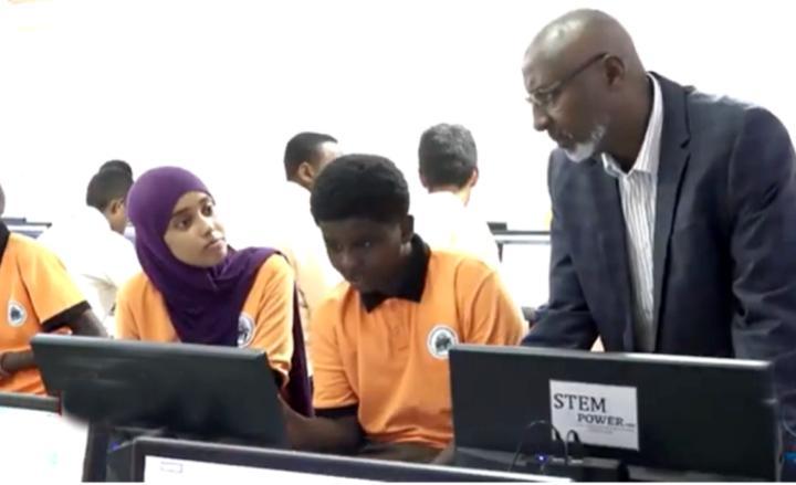 Éducation Innovante Avec Deux Centres STEM Pour Demain Éducation Innovante Avec Deux Centres STEM Pour Demain