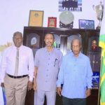 Visite de courtoisie de Mohamed Farah Samatar au maire Visite de courtoisie de Mohamed Farah Samatar au maire