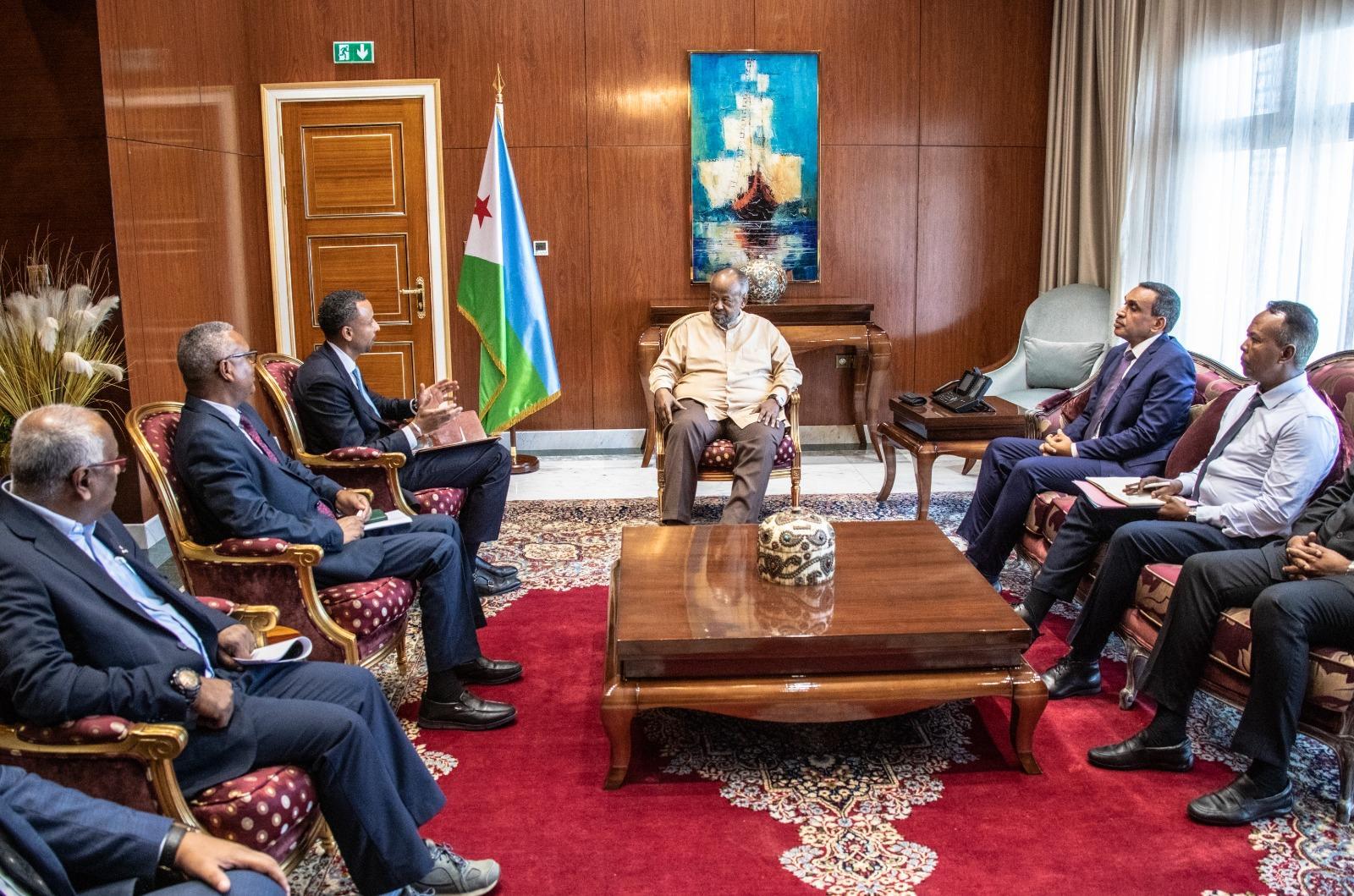 Le Président Guelleh reçoit le président-directeur général de l’Ethiopian Investment Holdings Le Président Guelleh reçoit le président-directeur général de l’Ethiopian Investment Holdings