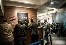 هل تفرض ضرائب على إعلانات مواقع التواصل