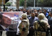 إشارات متضاربة من السيسي للخارج والداخل بشأن حدود القمع