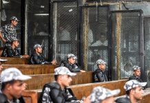 فتح قضايا “تبديد” للمتهمين بتمويل “الإخوان”