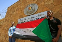 السيسي يستغلّ اضطرابات السودان للانقلاب على اتفاقات حلايب