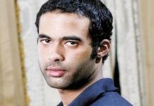 كواليس الاستغاثة الأخيرة لهيثم أحمد زكي قبل وفاته بدقائق