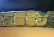 اكتشاف 3 توابيت فرعونية في الأقصر بمصر