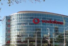 صفقة فودافون تمنح ‘قبلة الحياة’ إلى البورصة المصرية