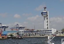 مصر تغلق ميناءين على البحر المتوسط لسوء الأحوال الجوية