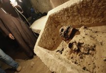 الآثار المصرية تعلن اكتشاف 83 مقبرة تعود للألف الرابع قبل الميلاد