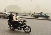 عاصفة “الخماسين” تغطي محافظات مصر أول أيام رمضان