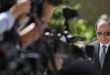 توجيه جديد من السيسي بشأن المصريين العالقين في الخارج بسبب كورونا