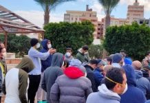 أطباء مصر يهددون بعد وفاة 4 أطباء اخرين بكورونا