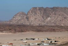 داعش تتبنى قتل وجرح 4 من قوات الأمن المصري في سيناء 'داعش' تتبنى قتل وجرح 4 من قوات الأمن المصري في سيناء