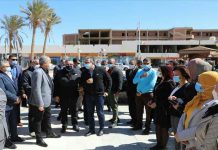 وزيرا السياحة والطيران يتفقدان موقع إجراء تحليل الـPCR للسائحين وزيرا السياحة والطيران يتفقدان موقع إجراء تحليل الـPCR للسائحين