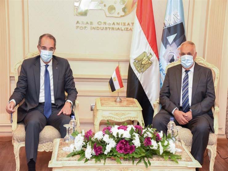 وزير الاتصالات ورئيس وزير الاتصالات ورئيس