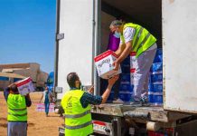 صندوق تحيا مصر يوفّر 80 طن مواد غذائية ودواجن لـ 6 آلاف أسرة بالشرقية صندوق تحيا مصر يوفّر 80 طن مواد غذائية ودواجن لـ 6 آلاف أسرة بالشرقية