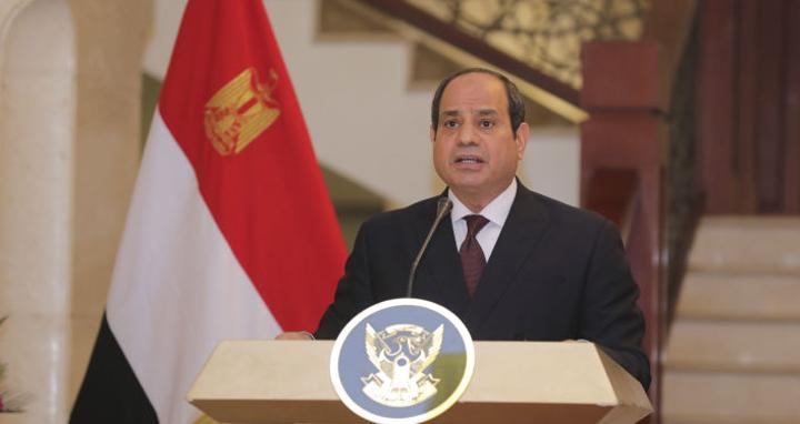 السيسي يوجه رسالة إلى الشعب اللبناني السيسي يوجه رسالة إلى الشعب اللبناني