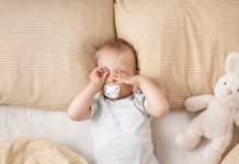 كيف نساعد أطفالنا على اتباع روتين نوم صحي؟ كيف نساعد أطفالنا على اتباع روتين نوم صحي؟