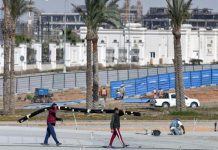 مصر: نقل السفارات إلى العاصمة الإدارية يواجه عراقيل مصر: نقل السفارات إلى العاصمة الإدارية يواجه عراقيل