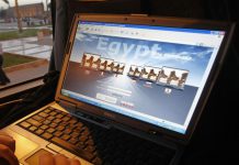 أكتوبر 2021 – كيف تفاعلت مواقع التواصل الاجتماعي مع الأحداث في مصر؟ مواقع التواصل الاجتماعي