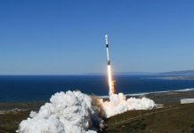 صاروخ من “سبايس إكس” يضع قمراً اصطناعياً تجسسياً أميركياً في المدار صاروخ من "سبايس إكس" يضع قمراً اصطناعياً تجسسياً أميركياً في المدار