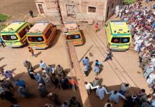 مأساة في مصر..غرق 8 أطفال في أثناء عودتهم من العمل فجراً غرق 8 أطفال في أثناء عودتهم من العمل فجراً في مصر