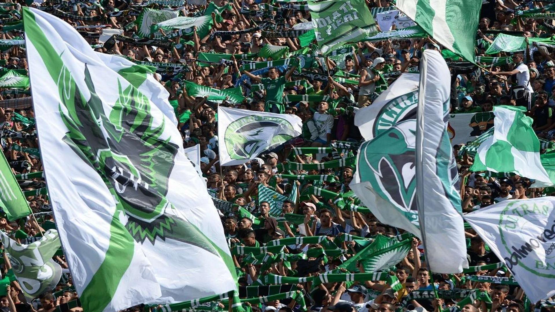 لقطة أثارت جدلا.. هل كانت جماهير الرجاء تحتفل بعيد ميلاد ناديها أم ذكرى شهداء الأهلي؟.. فيديو لقطة أثارت جدلا.. هل كانت جماهير الرجاء تحتفل بعيد ميلاد ناديها أم ذكرى شهداء الأهلي؟.. فيديو