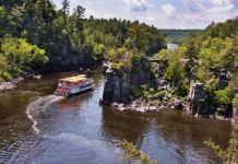 العثور على جمجمة عمرها 8 آلاف عام على ضفاف نهر في أميركا العثور على جمجمة عمرها 8 آلاف عام على ضفاف نهر في أميركا