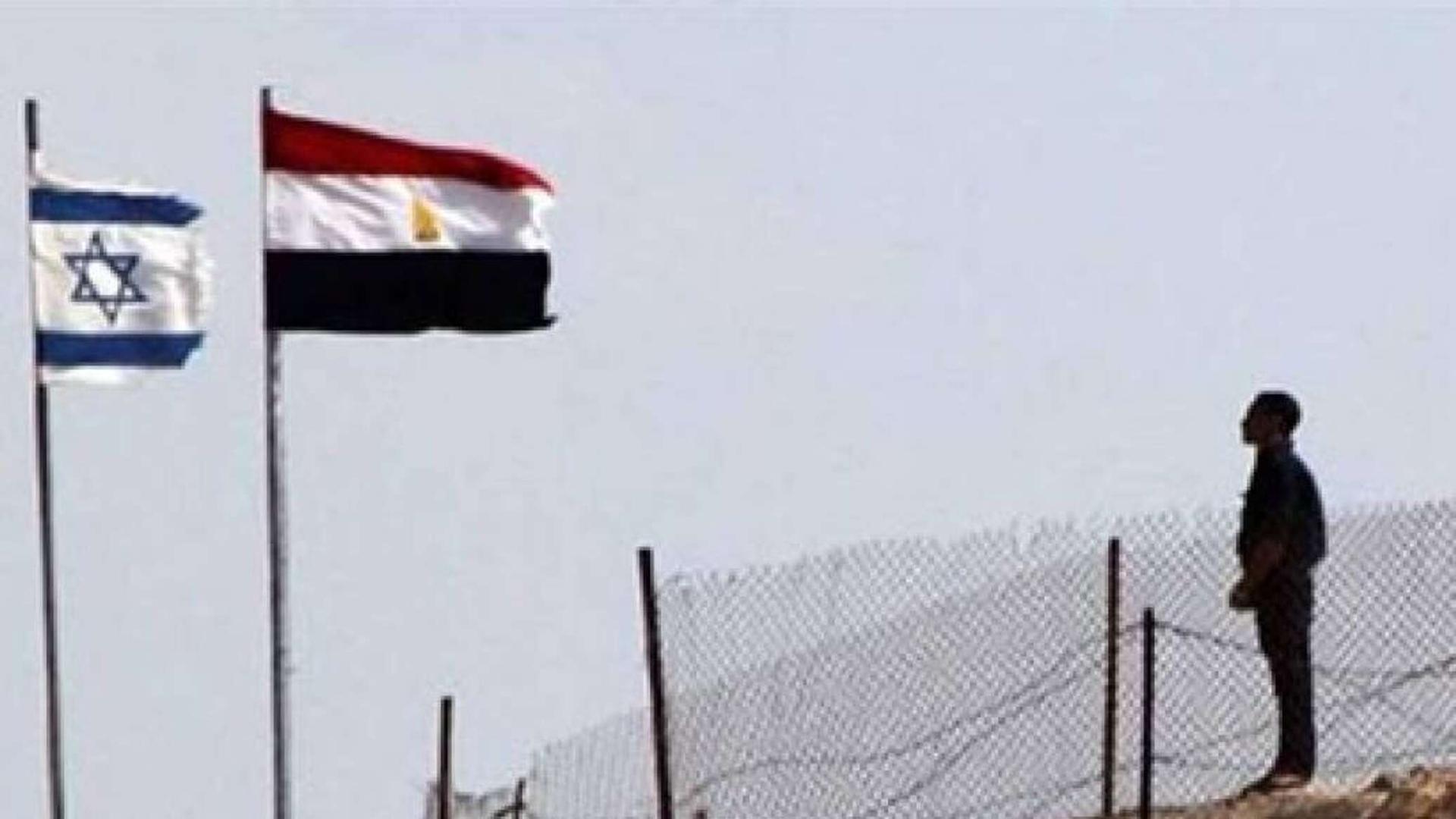 الجيش الإسرائيلي يحبط عملية تهريب مخدرات بقيمة مليون شيكل على الحدود المصرية الجيش الإسرائيلي يحبط عملية تهريب مخدرات بقيمة مليون شيكل على الحدود المصرية