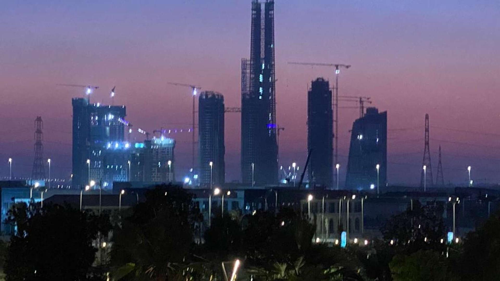 الكشف عن موعد الانتقال الكامل للوزارات والموظفين من القاهرة إلى العاصمة الإدارية الجديدة الكشف عن موعد الانتقال الكامل للوزارات والموظفين من القاهرة إلى العاصمة الإدارية الجديدة