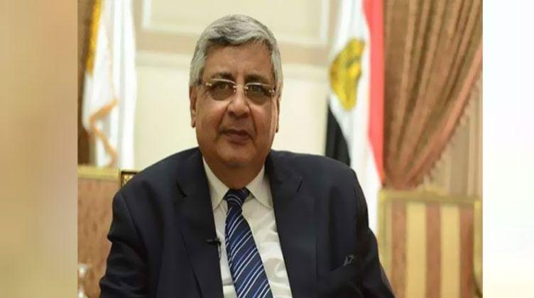 مستشار الرئيس: زيادة إصابات كورونا بين أفراد الأسر مستشار الرئيس: زيادة إصابات كورونا بين أفراد الأسر