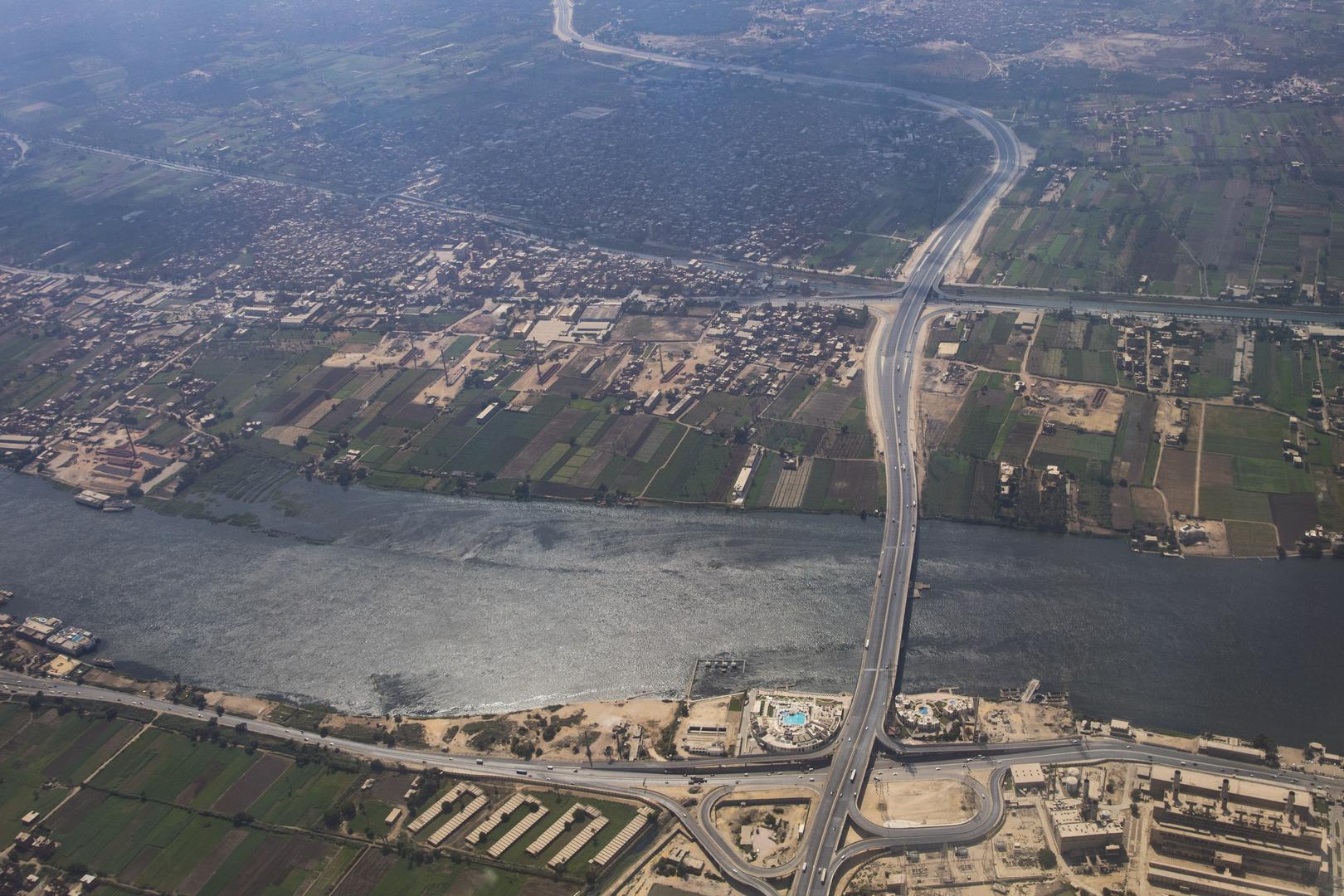 تقرير رسمي يكشف عن أزمة كبيرة في مياه النيل تقرير رسمي يكشف عن أزمة كبيرة في مياه النيل