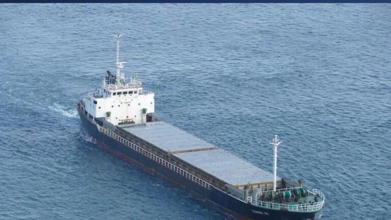 قبطان السفينة الغارقة في المحيط الهندي يكشف مصير البحارين المصريين قبطان السفينة الغارقة في المحيط الهندي يكشف مصير البحارين المصريين