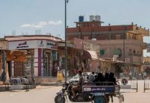 غرق 7 أطفال مصريين بانقلاب عربة “تروسيكل” في نيل الأقصر غرق 7 أطفال مصريين بانقلاب عربة "تروسيكل" في نيل الأقصر