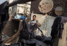 مصر: وقف الاستيراد يهدد بغلق مدابغ مدينة الروبيكي مصر: وقف الاستيراد يهدد بغلق مدابغ مدينة الروبيكي