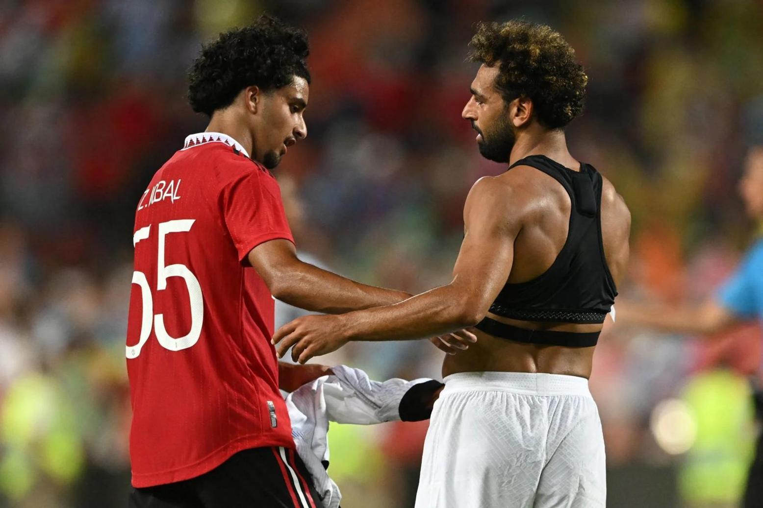 كيف دعم محمد صلاح يدعم النجم العراقي الصاعد زيدان إقبال؟ كيف دعم محمد صلاح يدعم النجم العراقي الصاعد زيدان إقبال؟