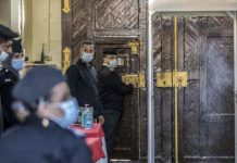 استغاثة من سجين سياسي مصري يعاني من السرطان استغاثة من سجين سياسي مصري يعاني من السرطان