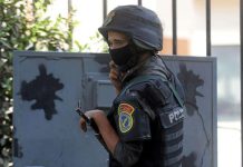 نيابة أمن الدولة المصرية تأمر بحبس نجل شقيق محمد مرسي 15 يوما نيابة أمن الدولة المصرية تأمر بحبس نجل شقيق محمد مرسي 15 يوما