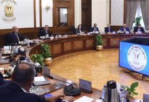 الحكومة تكشف حقيقة انتشار مرض شلل الأطفال الحكومة تكشف حقيقة انتشار مرض شلل الأطفال