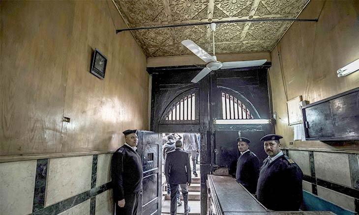 تقرير حقوقي يرصد أنماط التعذيب في سجون مصر