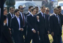 3 مشاهد سجالية على هامش احتفالات أكتوبر والمولد النبوي مصر: 3 مشاهد سجالية على هامش احتفالات أكتوبر والمولد النبوي