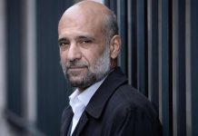 الناشط رامي شعث يعلن بدء مقاضاة نظام السيسي عن فترة اعتقاله الناشط رامي شعث يعلن بدء مقاضاة نظام السيسي عن فترة اعتقاله