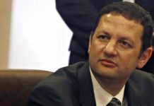 وضع أشهر وزير في عهد الإخوان على قائمة الإرهاب وضع أشهر وزير في عهد الإخوان على قائمة الإرهاب