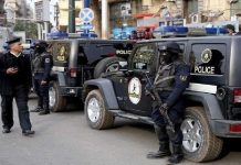 مصدر أمني ينفي القبض على ضابط مارس تجارة الدولار مصدر أمني ينفي القبض على ضابط مارس تجارة الدولار