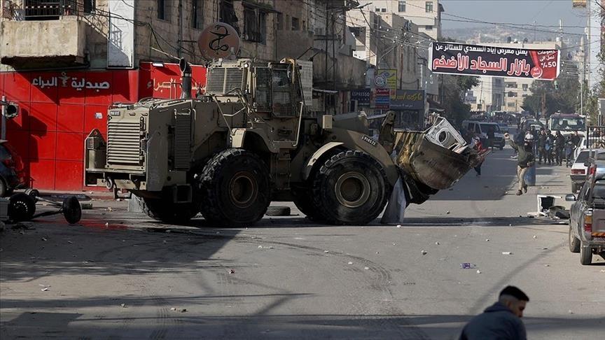 مصر تدعو إسرائيل للوقف الفوري لاعتداءاتها على المدن الفلسطينية مصر تدعو إسرائيل للوقف الفوري لاعتداءاتها على المدن الفلسطينية