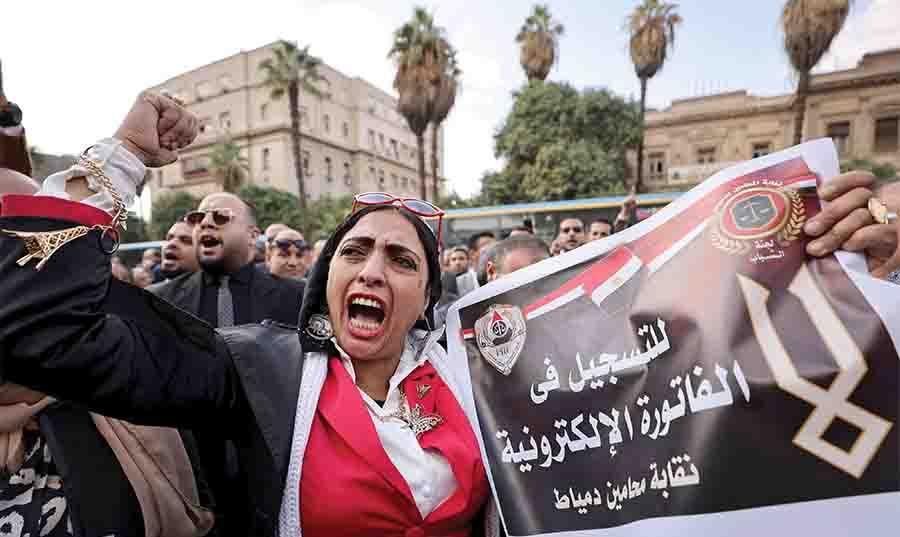 قوانين تكبيل التظاهر غيبت «الميدان» عن الأحداث بعد 2013 قوانين تكبيل التظاهر غيبت «الميدان» عن الأحداث بعد 2013