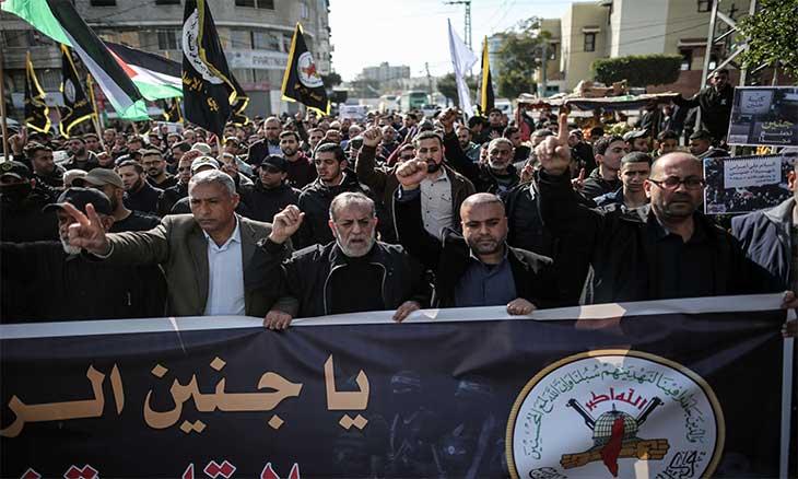 المقاومة الفلسطينية تتصدى لهجوم جوي إسرائيلي… والوسيط المصري يواصل جهود التهدئة المقاومة الفلسطينية تتصدى لهجوم جوي إسرائيلي… والوسيط المصري يواصل جهود التهدئة