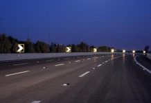 تكسير طريق الإسكندرية الصحراوي وإعادة رصفه في ثالث عملية تطوير تكسير طريق الإسكندرية الصحراوي وإعادة رصفه في ثالث عملية تطوير