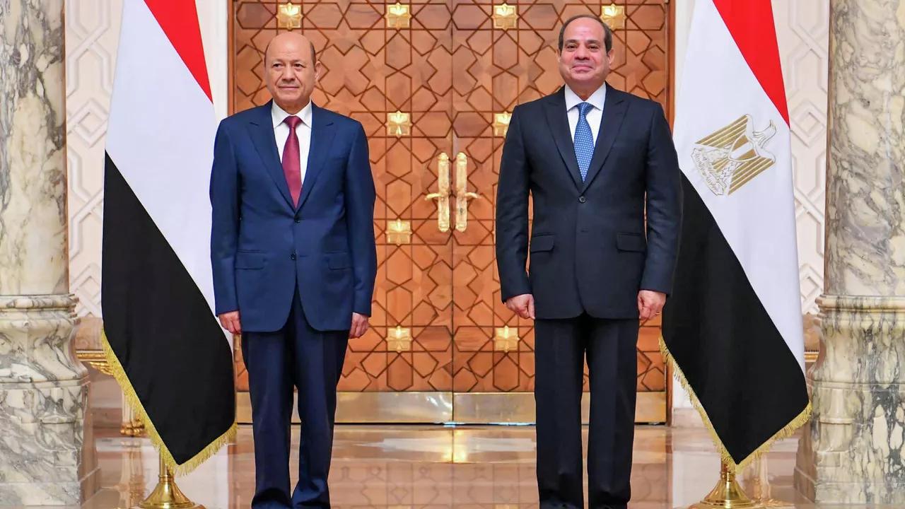 اليمن يطلب من مصر استثناء رعاياه من الإجراءات الجديدة للإقامة اليمن يطلب من مصر استثناء رعاياه من الإجراءات الجديدة للإقامة