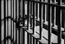 اعتقال زوجة الحقوقي المصري محمد الباقر بعد تدوينتها عن تعرّضه للضرب في السجن اعتقال زوجة الحقوقي المصري محمد الباقر بعد تدوينتها عن تعرّضه للضرب في السجن