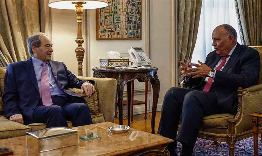 السيسي والأسد: علاقات في العلن بعد سنوات من التنسيق الأمني السيسي والأسد: علاقات في العلن بعد سنوات من التنسيق الأمني